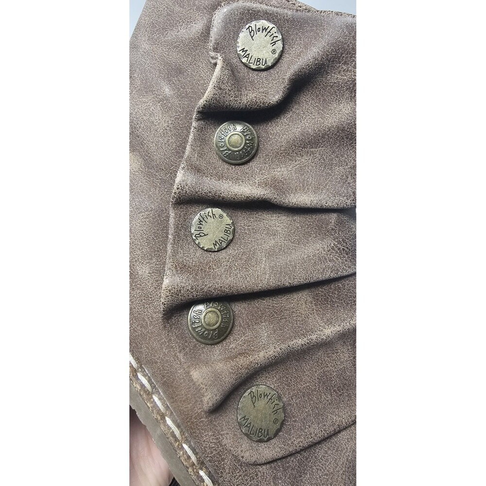 Blowfish Women's Malibu Cozy Up Vegan Ankle Boots Flat Size 8.5 Brown Buttons - Picture 12 of 13